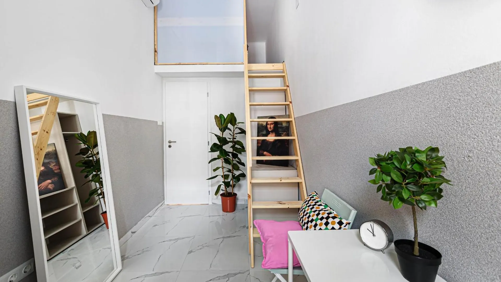 New Modern Homes Rakoczi 57 Budapest 0*,  Ungheria