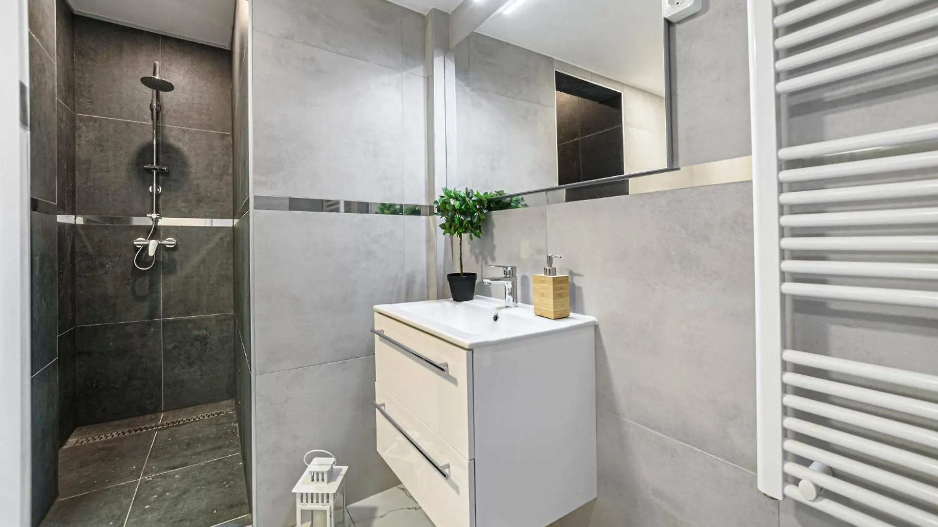 New Modern Homes Rakoczi 57 Budapest Appartamento